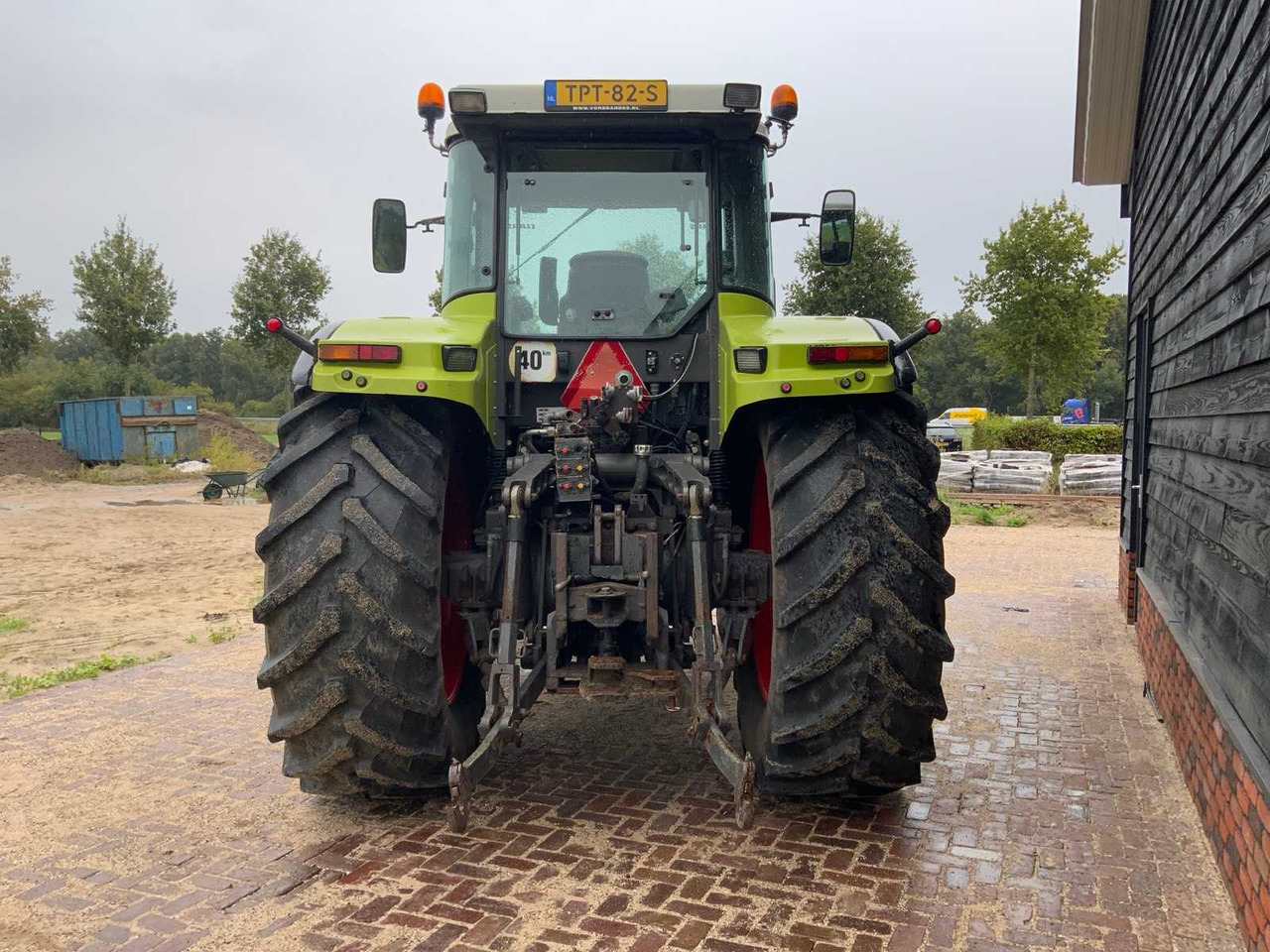 2006 CLAAS ARES 826 RZ ALL-WHEEL DRIVE FARM TRACTOR - 拖拉机:图4 2006 CLAAS ARES 826 RZ ALL-WHEEL DRIVE FARM TRACTOR - 拖拉机:图4