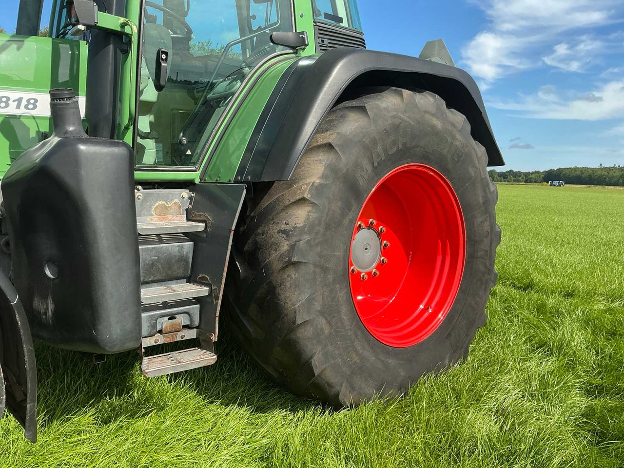 拖拉机 2006 FENDT 818 ALL-WHEEL DRIVE FARM TRACTOR：图17