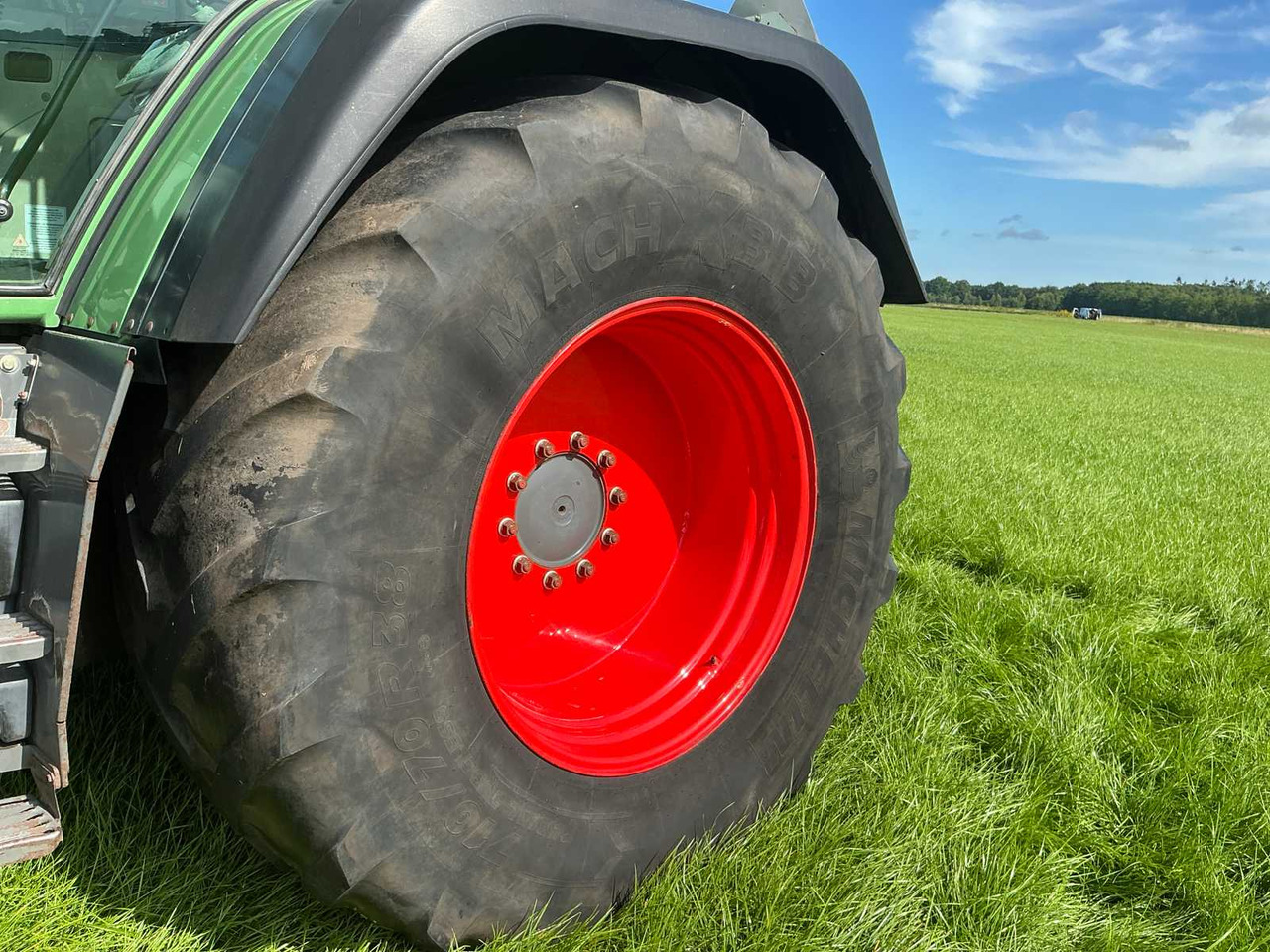 拖拉机 2006 FENDT 818 ALL-WHEEL DRIVE FARM TRACTOR：图16