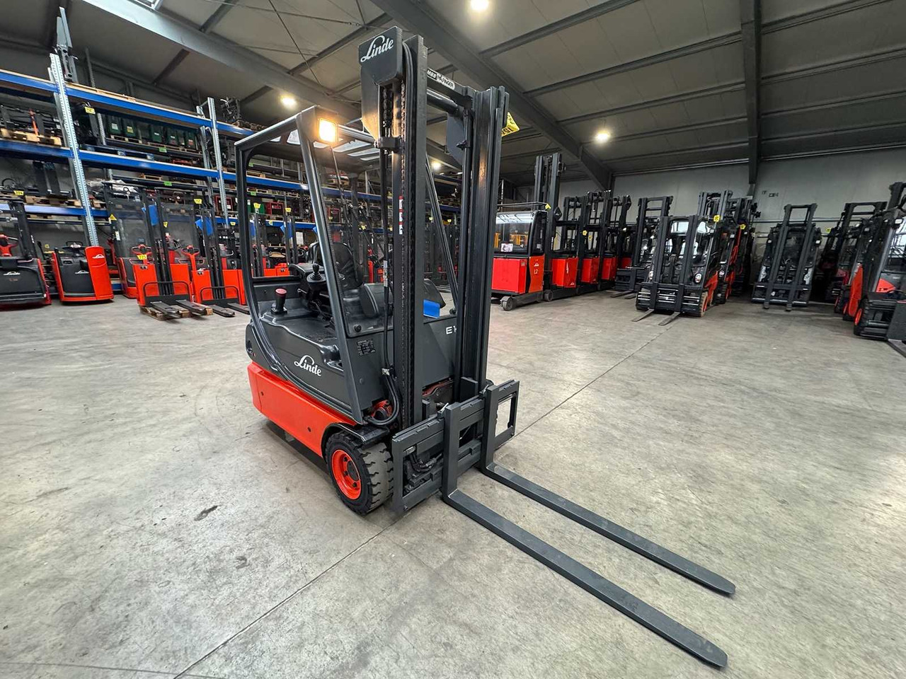 2006 SERVICE + UVV 12/2026 LINDE E14 2,977 HOURS 4X TIRES NEW ELECTRIC FORKLIFT. E20 E16 - 叉车:图4 2006 SERVICE + UVV 12/2026 LINDE E14 2,977 HOURS 4X TIRES NEW ELECTRIC FORKLIFT. E20 E16 - 叉车:图4