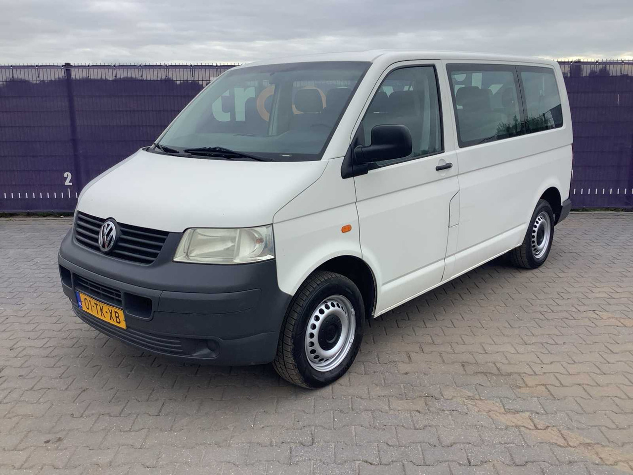 2006 - VOLKSWAGEN - TRANSPORTER KOMBI - 1.9 TDI 300 BASELINE - COMMERCIAL VEHICLE - 小型货车:图1 2006 - VOLKSWAGEN - TRANSPORTER KOMBI - 1.9 TDI 300 BASELINE - COMMERCIAL VEHICLE - 小型货车:图1