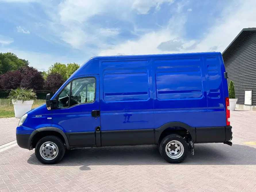 2008 IVECO DAILY 50C18 AIR BRAKES COMMERCIAL VEHICLE - 小型货车:图4 2008 IVECO DAILY 50C18 AIR BRAKES COMMERCIAL VEHICLE - 小型货车:图4