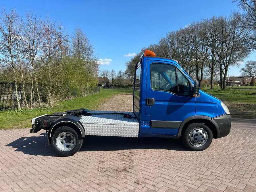 2008 IVECO DAILY BE TRACTOR 7.5 TONNES COMMERCIAL VEHICLE - 小型货车:图3 2008 IVECO DAILY BE TRACTOR 7.5 TONNES COMMERCIAL VEHICLE - 小型货车:图3
