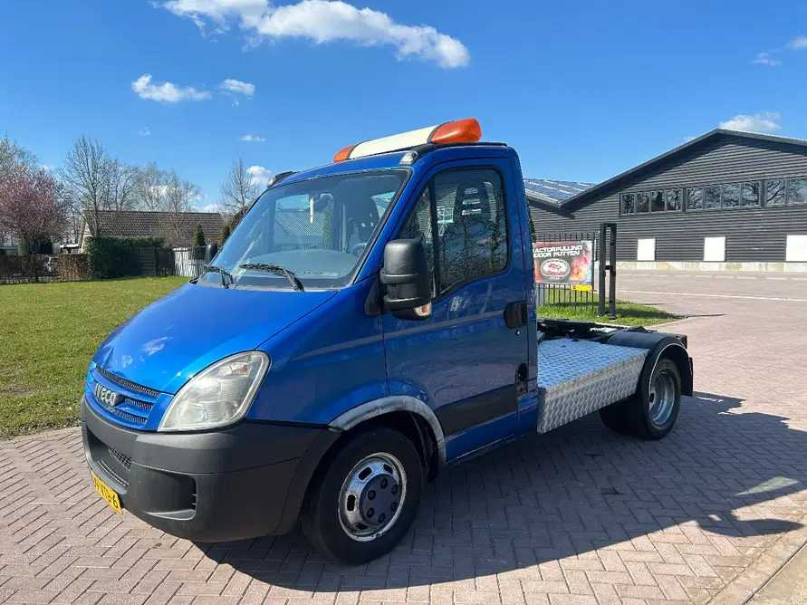 2008 IVECO DAILY BE TRACTOR 7.5 TONNES COMMERCIAL VEHICLE - 小型货车:图1 2008 IVECO DAILY BE TRACTOR 7.5 TONNES COMMERCIAL VEHICLE - 小型货车:图1