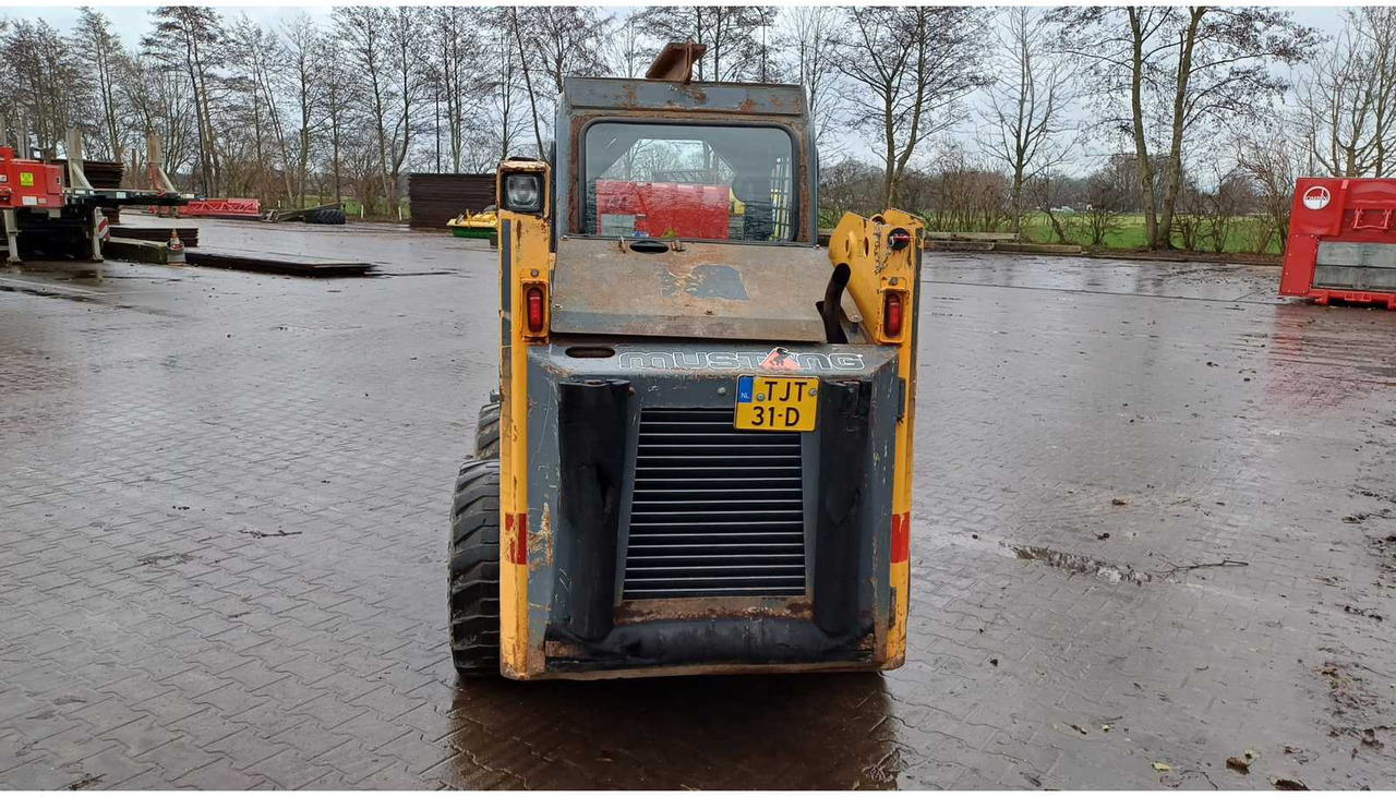 2008 MUSTANG 2044 SKID STEER LOADER - 紧凑型轨道装载机:图4 2008 MUSTANG 2044 SKID STEER LOADER - 紧凑型轨道装载机:图4