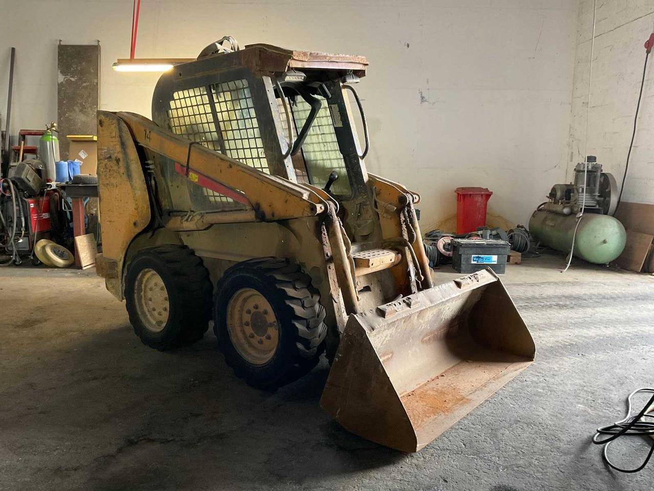 2010 CASE 410 SKID STEER LOADER - 紧凑型轨道装载机:图3 2010 CASE 410 SKID STEER LOADER - 紧凑型轨道装载机:图3