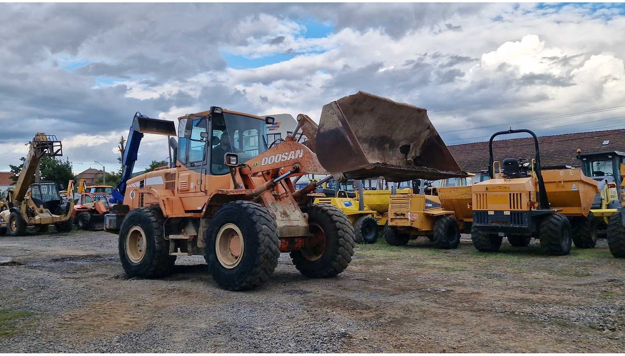 2010 DOOSAN DL200 WHEELED LOADER - 轮式装载机:图2 2010 DOOSAN DL200 WHEELED LOADER - 轮式装载机:图2