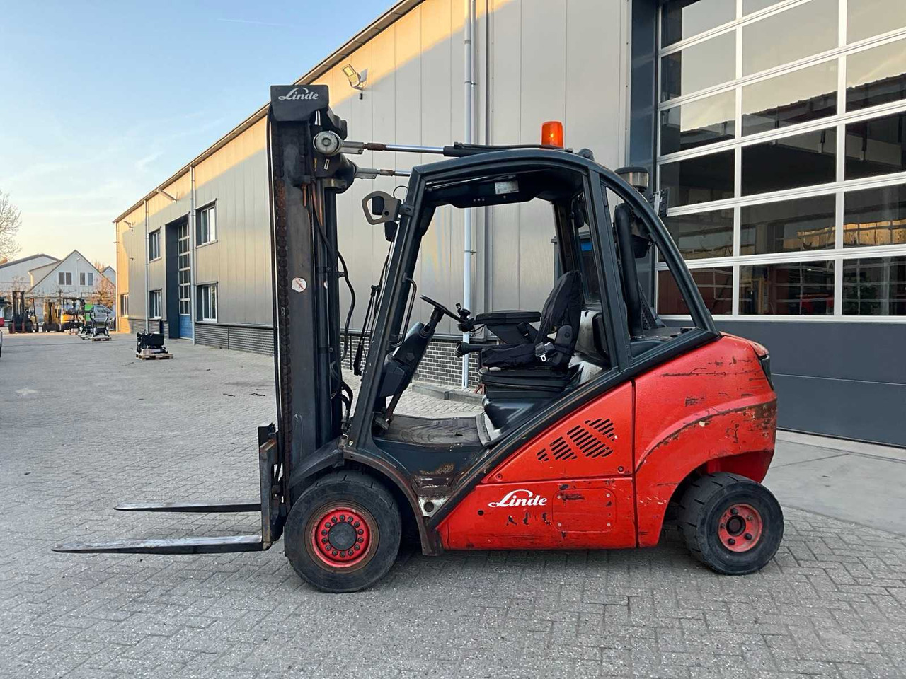 2010 LINDE H30D-01 FORKLIFT - 叉车:图5 2010 LINDE H30D-01 FORKLIFT - 叉车:图5