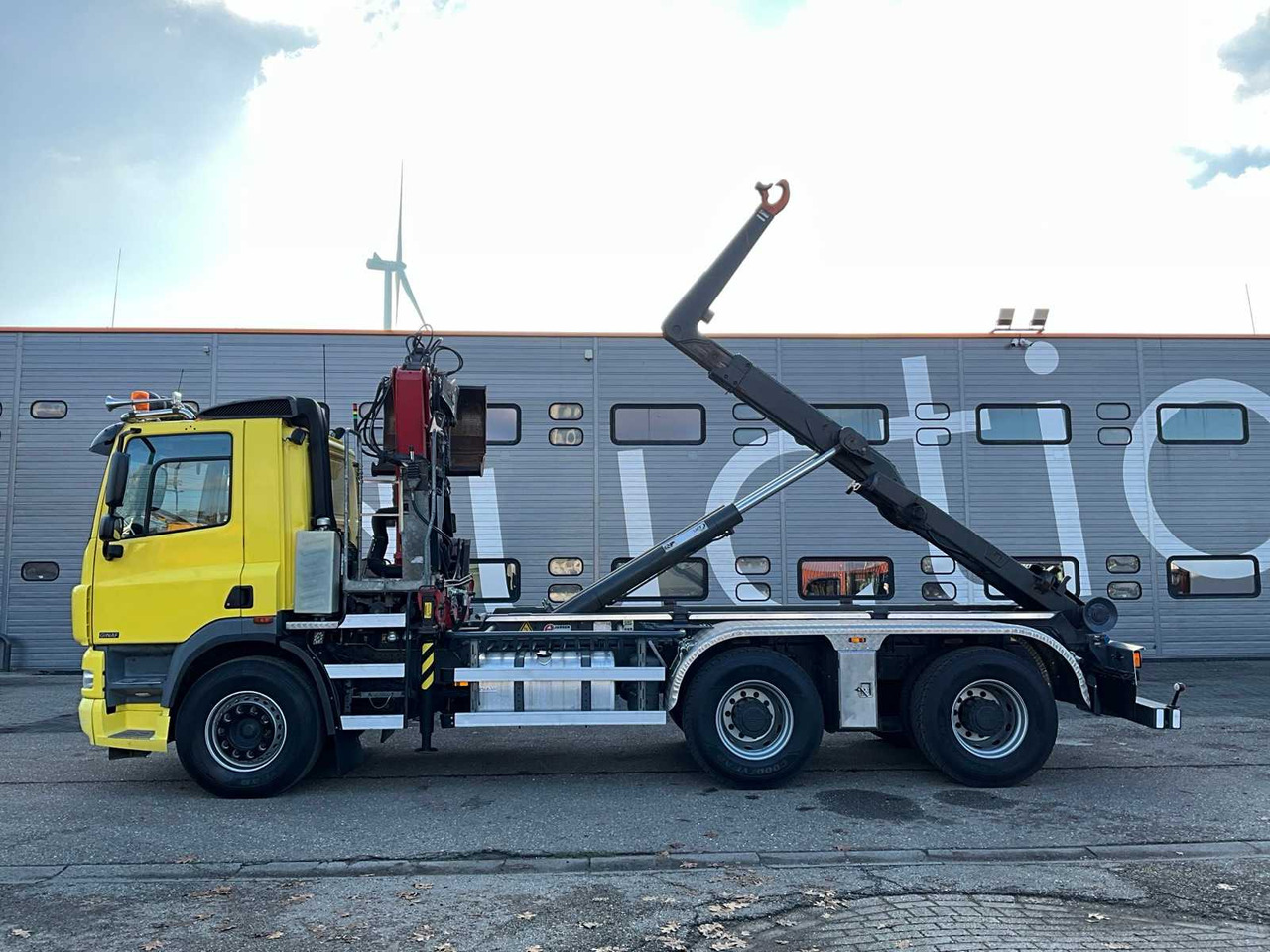 2012 GINAF X3232S 6X4 25T HOOK LIFT + HMF 1643 Z-CRANE TRUCK BZ-VG-55 - 卡车:图5 2012 GINAF X3232S 6X4 25T HOOK LIFT + HMF 1643 Z-CRANE TRUCK BZ-VG-55 - 卡车:图5