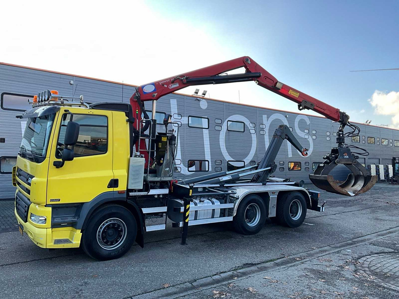 2012 GINAF X3232S 6X4 25T HOOK LIFT + HMF 1643 Z-CRANE TRUCK BZ-VG-55 - 卡车:图2 2012 GINAF X3232S 6X4 25T HOOK LIFT + HMF 1643 Z-CRANE TRUCK BZ-VG-55 - 卡车:图2