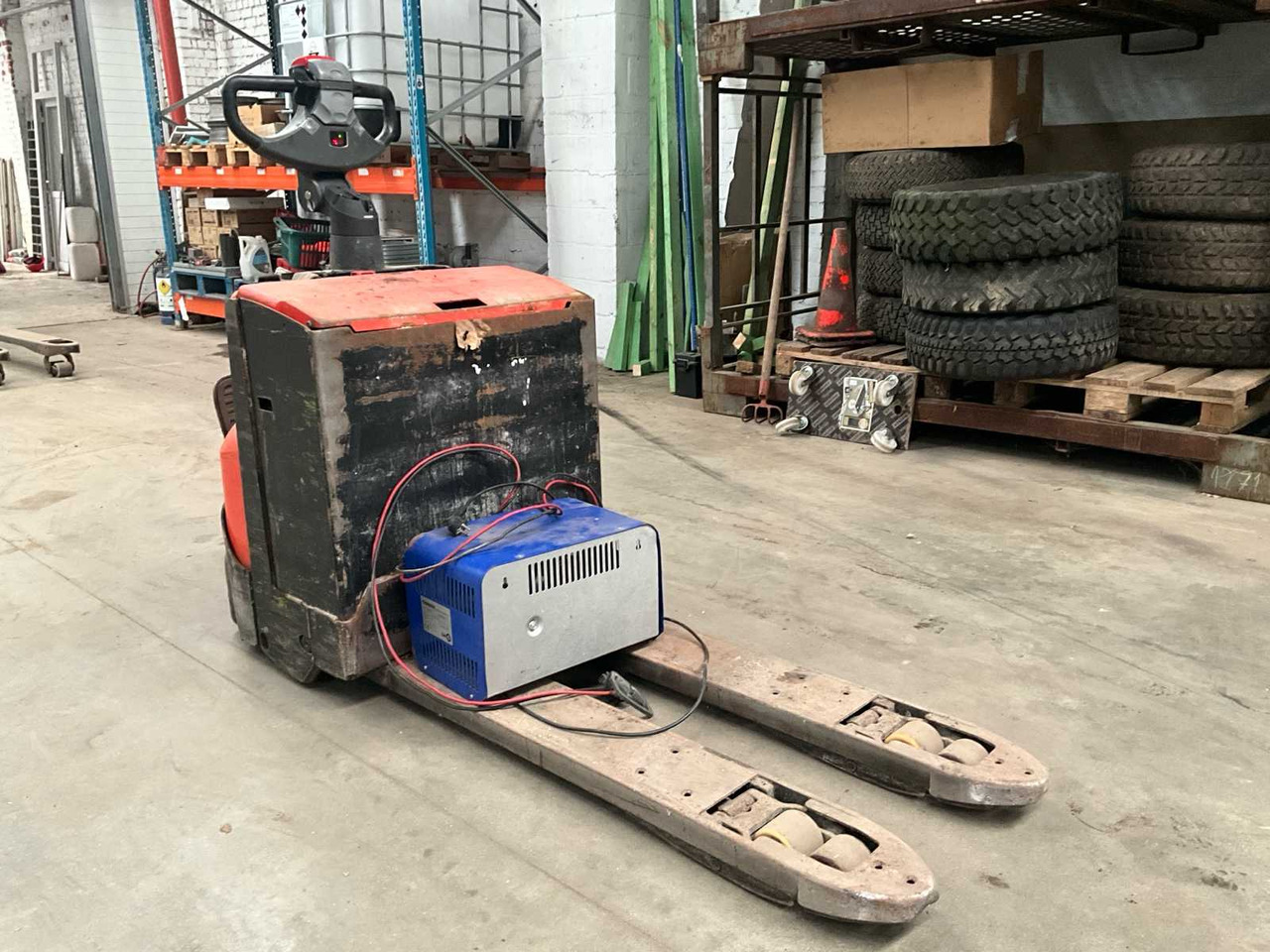 2013 BT LWE200 FORKLIFT - 叉车:图3 2013 BT LWE200 FORKLIFT - 叉车:图3