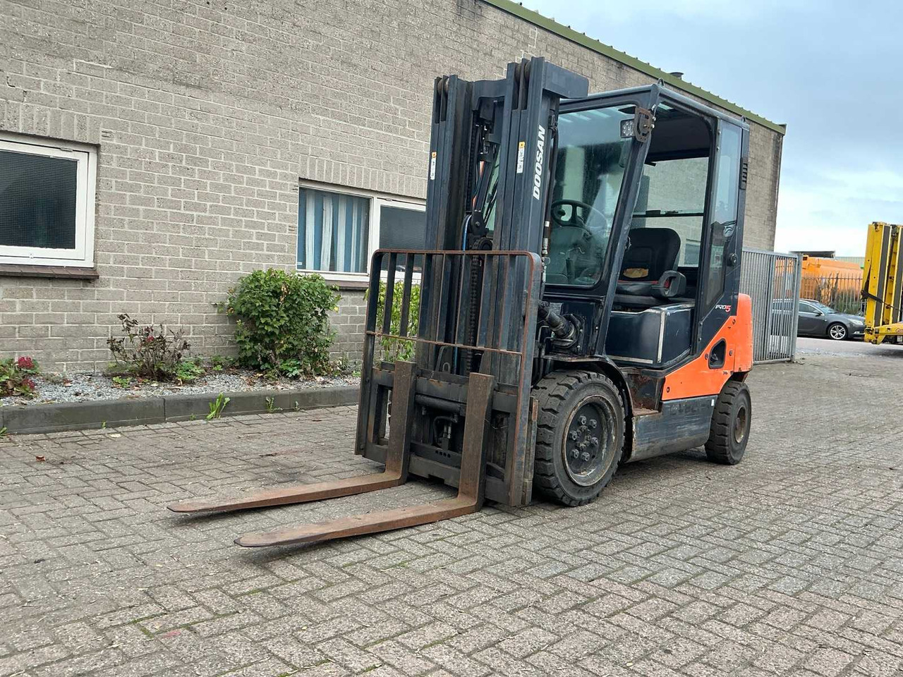 2013 DOOSAN D30S-5 FORKLIFT - 叉车:图1 2013 DOOSAN D30S-5 FORKLIFT - 叉车:图1