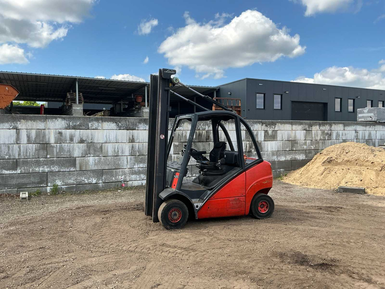 2013 LINDE H25T FORKLIFT TRUCK - 叉车:图1 2013 LINDE H25T FORKLIFT TRUCK - 叉车:图1