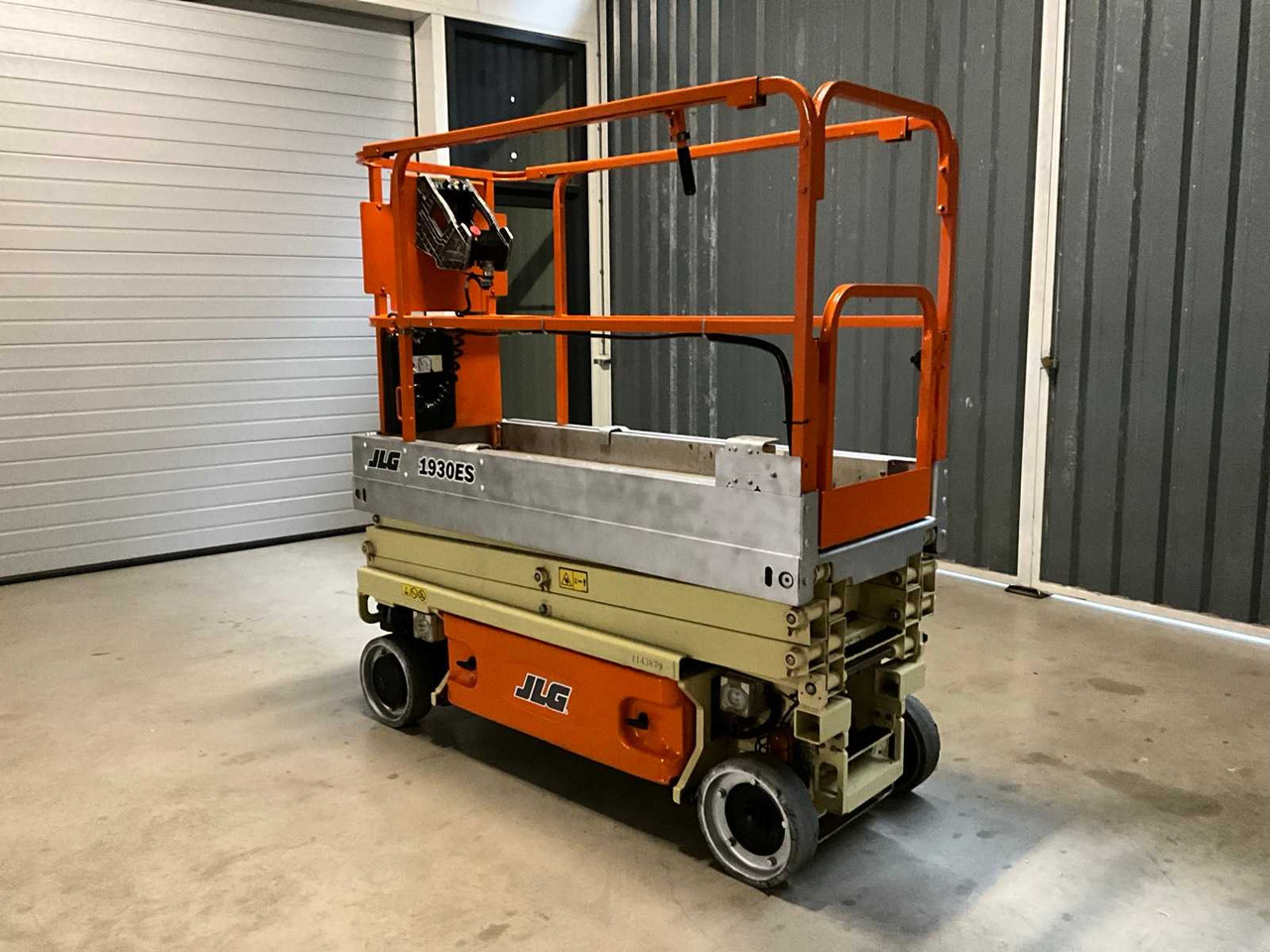 2014 JLG 1930ES AERIAL PLATFORM - 空中平台:图4 2014 JLG 1930ES AERIAL PLATFORM - 空中平台:图4