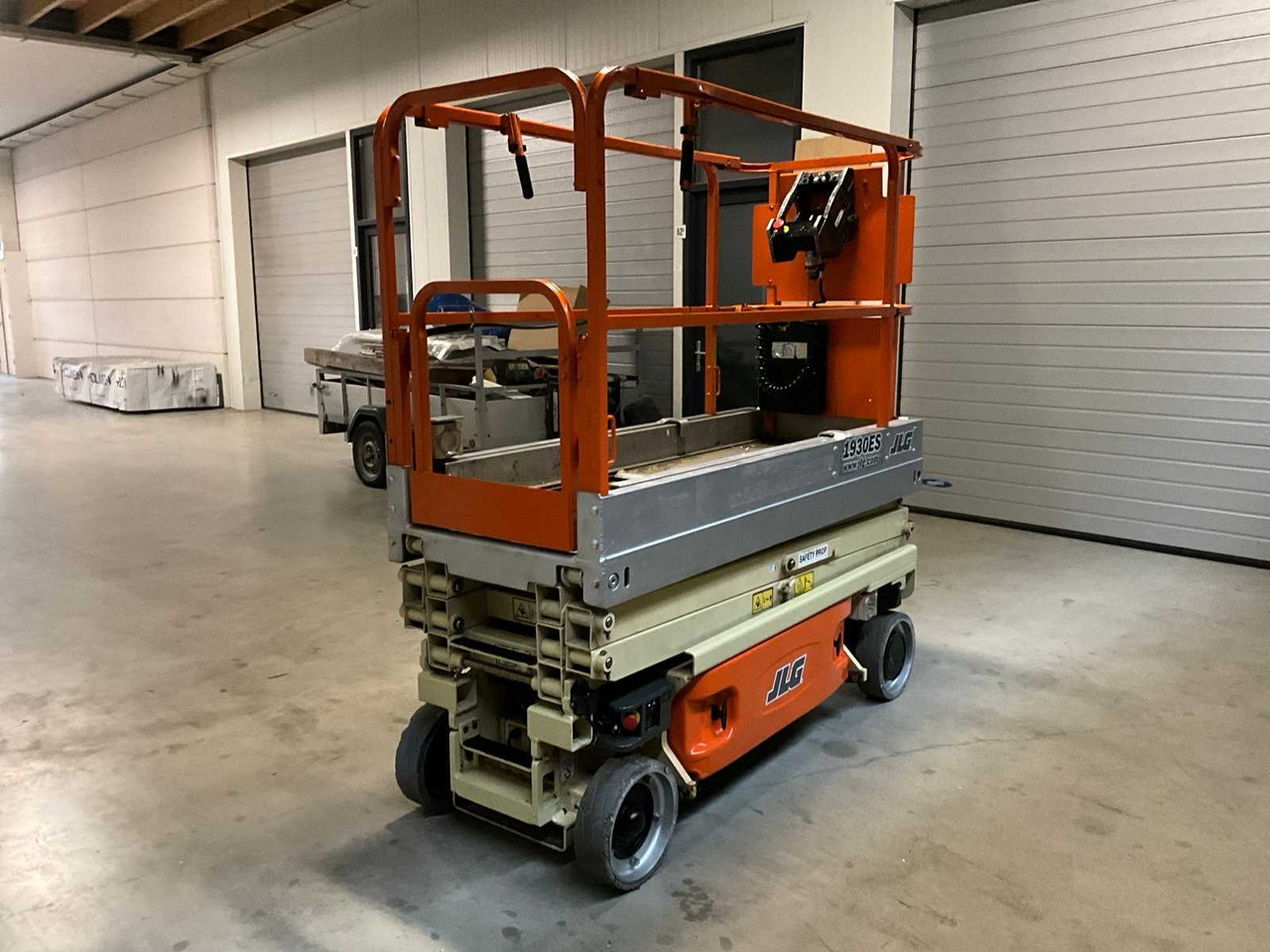 2014 JLG 1930ES AERIAL PLATFORM - 空中平台:图3 2014 JLG 1930ES AERIAL PLATFORM - 空中平台:图3