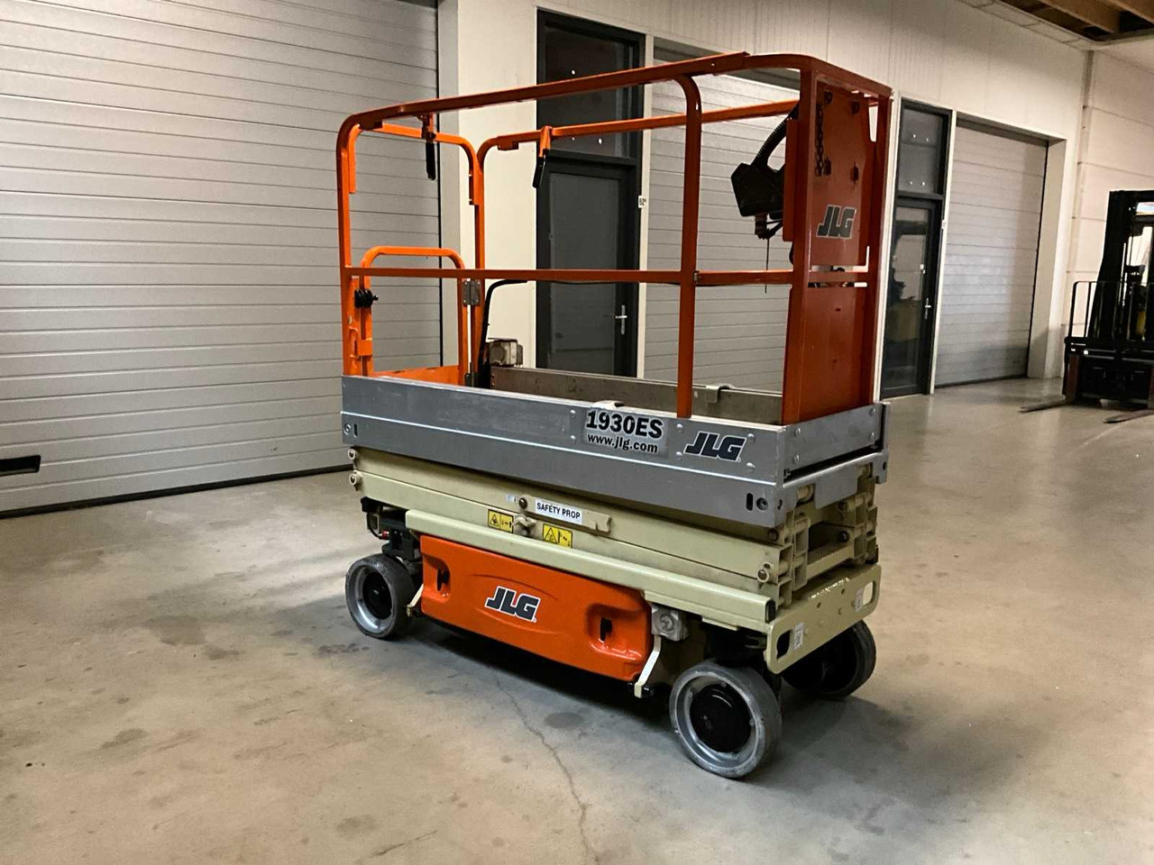 2014 JLG 1930ES AERIAL PLATFORM - 空中平台:图2 2014 JLG 1930ES AERIAL PLATFORM - 空中平台:图2