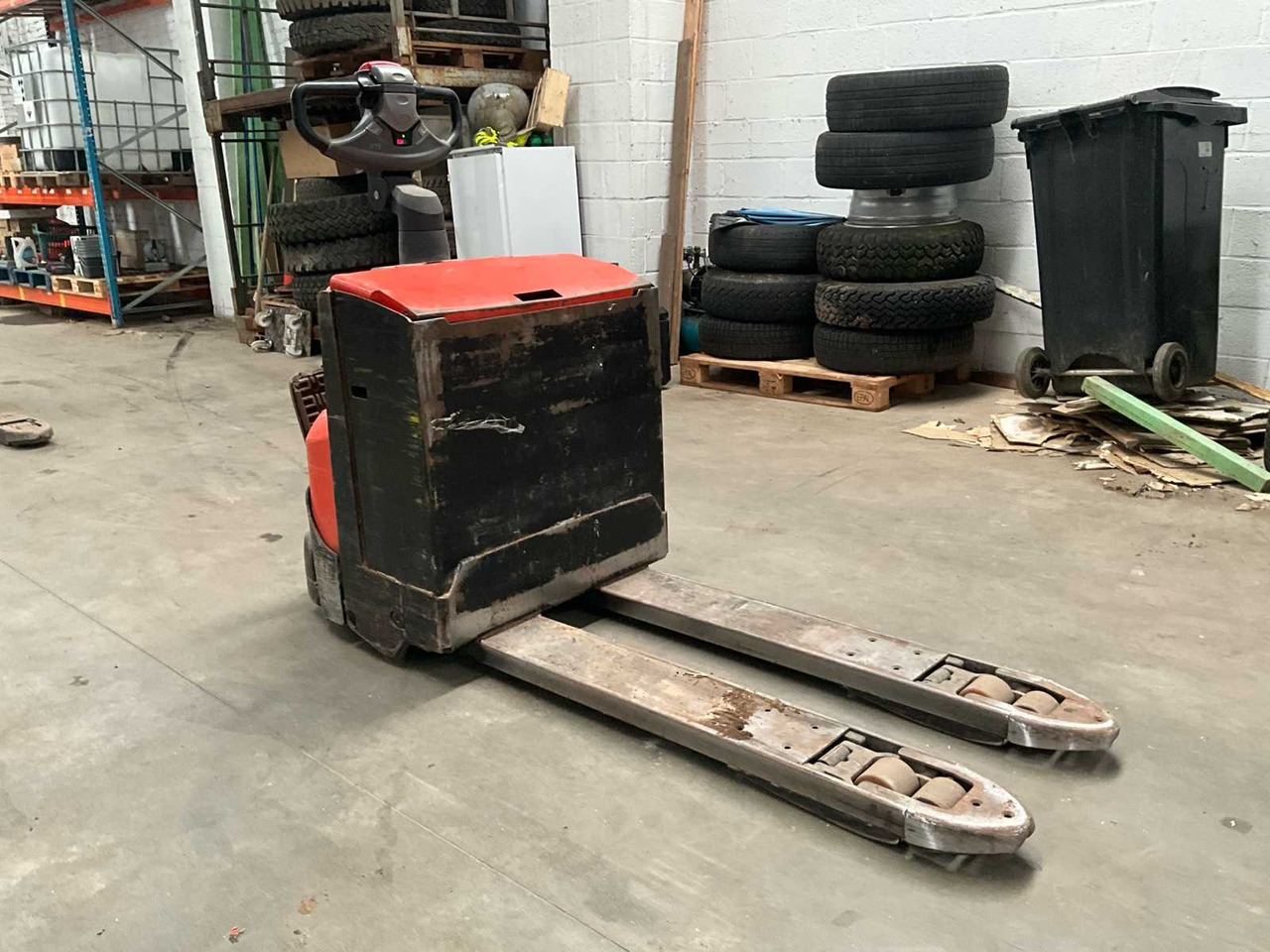 2015 BT LWE200 FORKLIFT - 叉车:图3 2015 BT LWE200 FORKLIFT - 叉车:图3