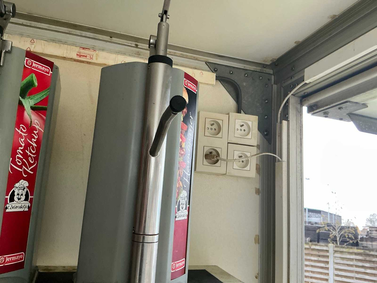 全挂车 2015 HAPERT TA FOODTRUCK:图15 全挂车 2015 HAPERT TA FOODTRUCK:图15