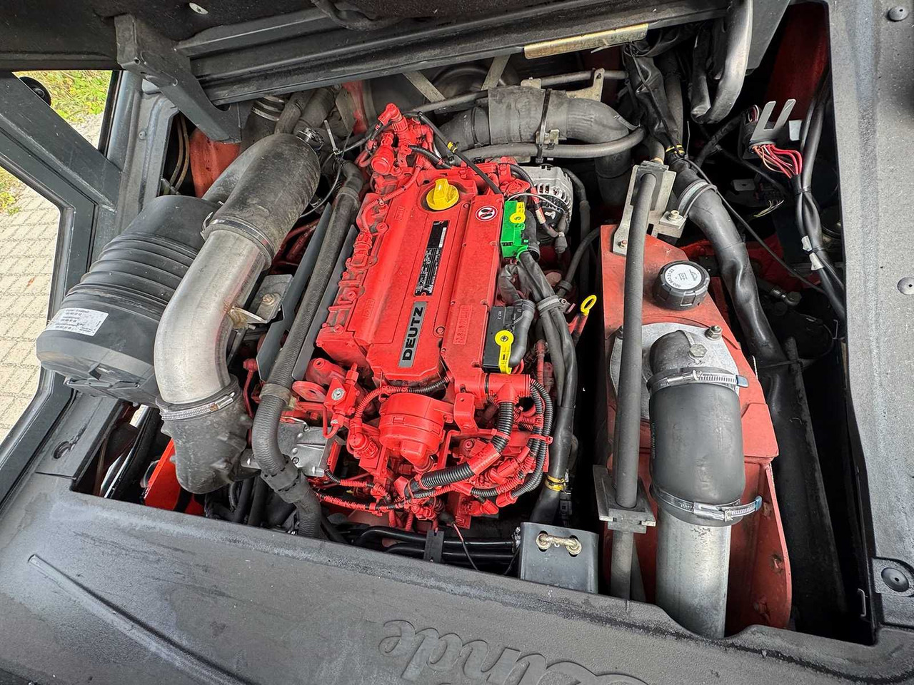 叉车 2015 SERVICE 10/2025 LINDE H70D 3RD + 4TH VALVE FORK ADJUSTER DIESEL FORKLIFT 10,706 HOURS:图18 叉车 2015 SERVICE 10/2025 LINDE H70D 3RD + 4TH VALVE FORK ADJUSTER DIESEL FORKLIFT 10,706 HOURS:图18