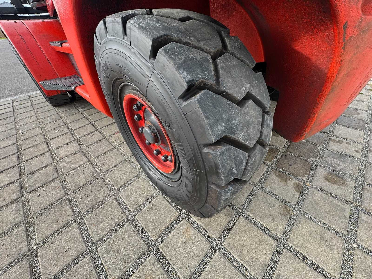 叉车 2015 SERVICE 10/2025 LINDE H70D 3RD + 4TH VALVE FORK ADJUSTER DIESEL FORKLIFT 10,706 HOURS:图11 叉车 2015 SERVICE 10/2025 LINDE H70D 3RD + 4TH VALVE FORK ADJUSTER DIESEL FORKLIFT 10,706 HOURS:图11