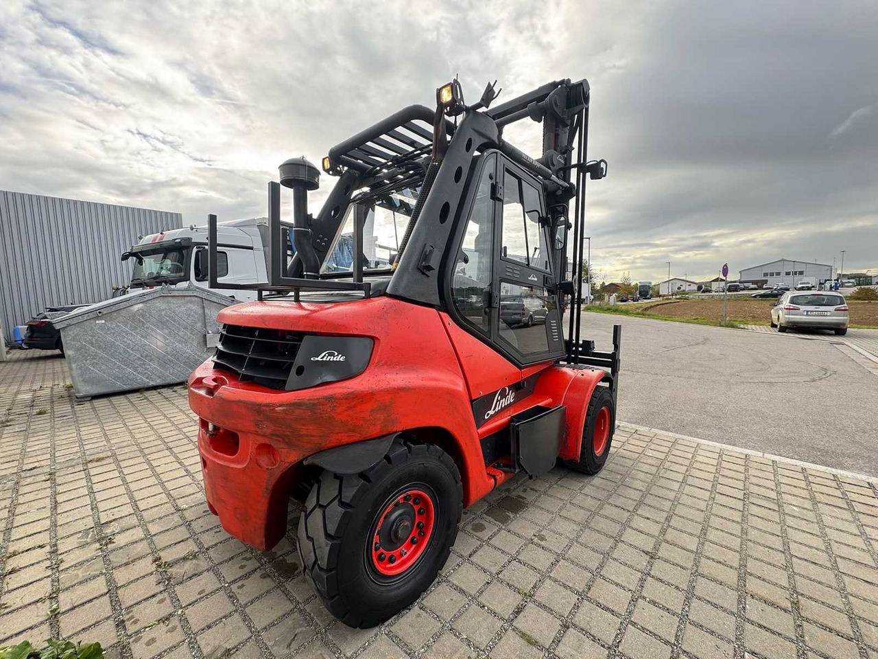 叉车 2015 SERVICE 10/2025 LINDE H70D 3RD + 4TH VALVE FORK ADJUSTER DIESEL FORKLIFT 10,706 HOURS:图8 叉车 2015 SERVICE 10/2025 LINDE H70D 3RD + 4TH VALVE FORK ADJUSTER DIESEL FORKLIFT 10,706 HOURS:图8