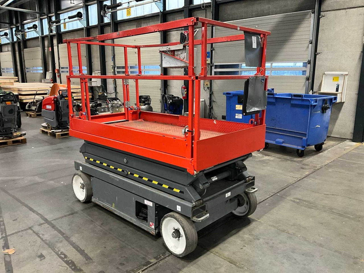 2015 SKYJACK SJ 4620 AERIAL PLATFORM - 空中平台:图2 2015 SKYJACK SJ 4620 AERIAL PLATFORM - 空中平台:图2