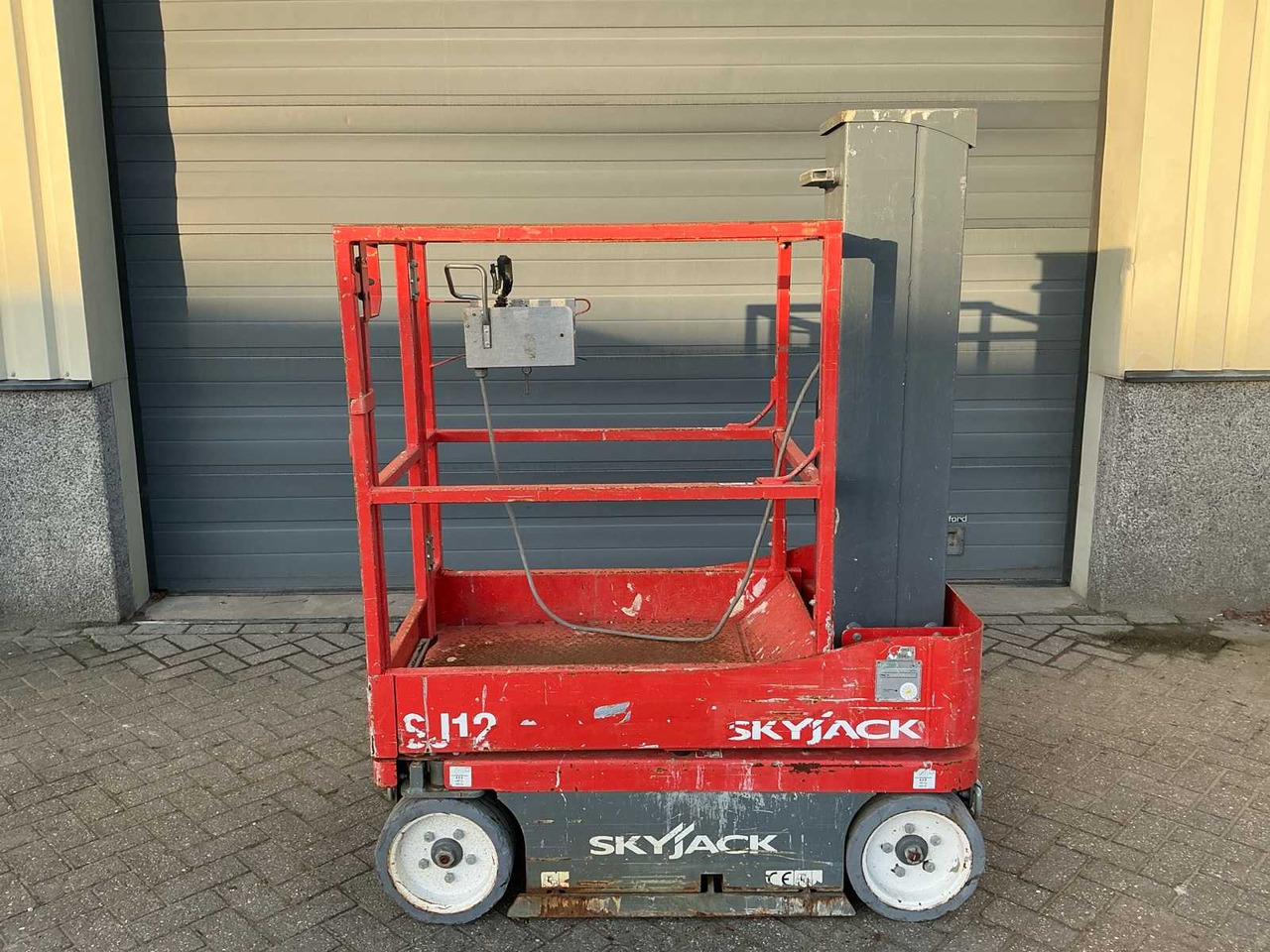 2015 SKYJACK SJ12 AERIAL PLATFORM - 空中平台:图2 2015 SKYJACK SJ12 AERIAL PLATFORM - 空中平台:图2