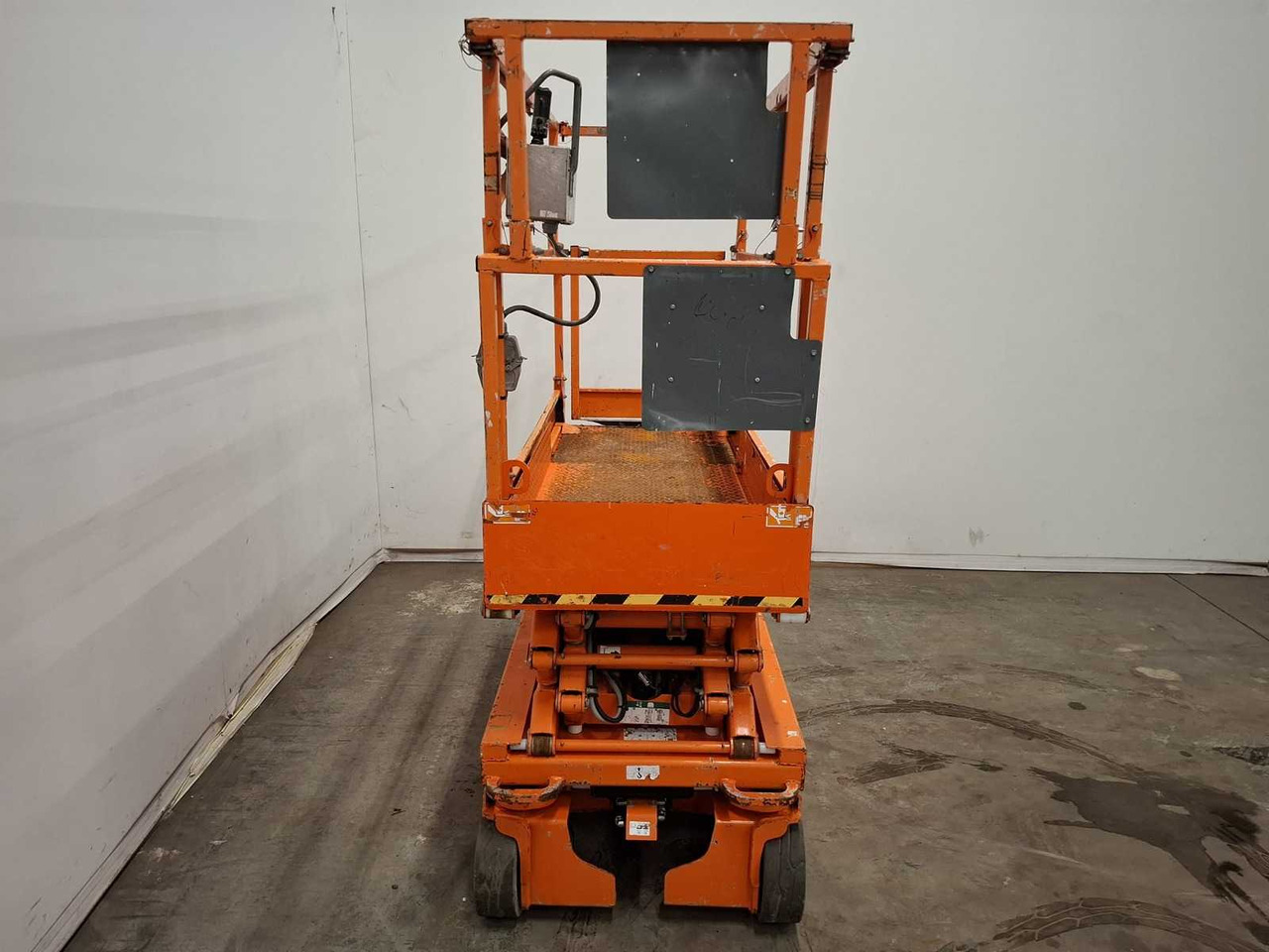 2015 SKYJACK SJ3219 AERIAL PLATFORM - 空中平台:图2 2015 SKYJACK SJ3219 AERIAL PLATFORM - 空中平台:图2