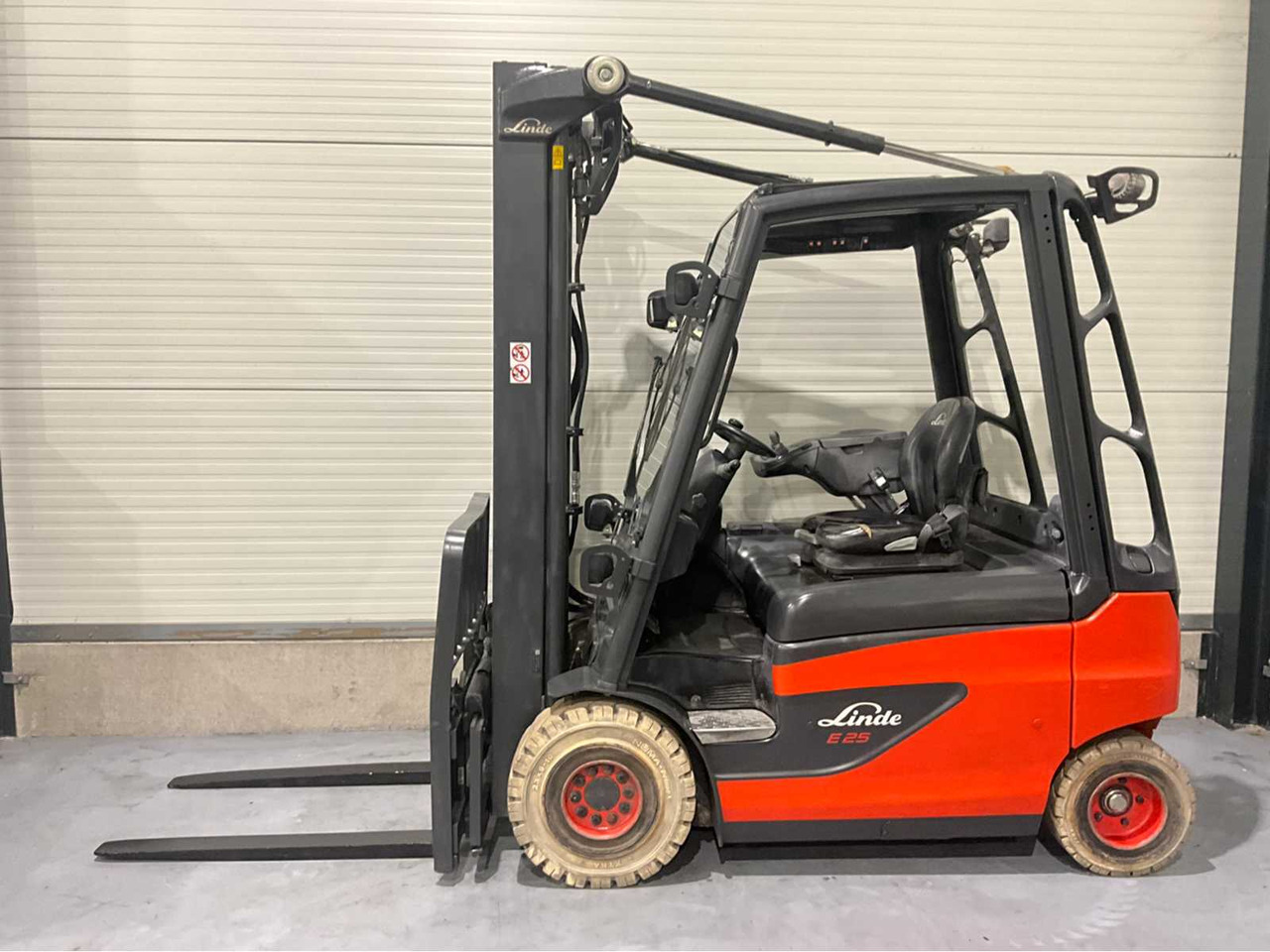 2016 LINDE E25-01 2500KG FORKLIFT - 叉车:图2 2016 LINDE E25-01 2500KG FORKLIFT - 叉车:图2