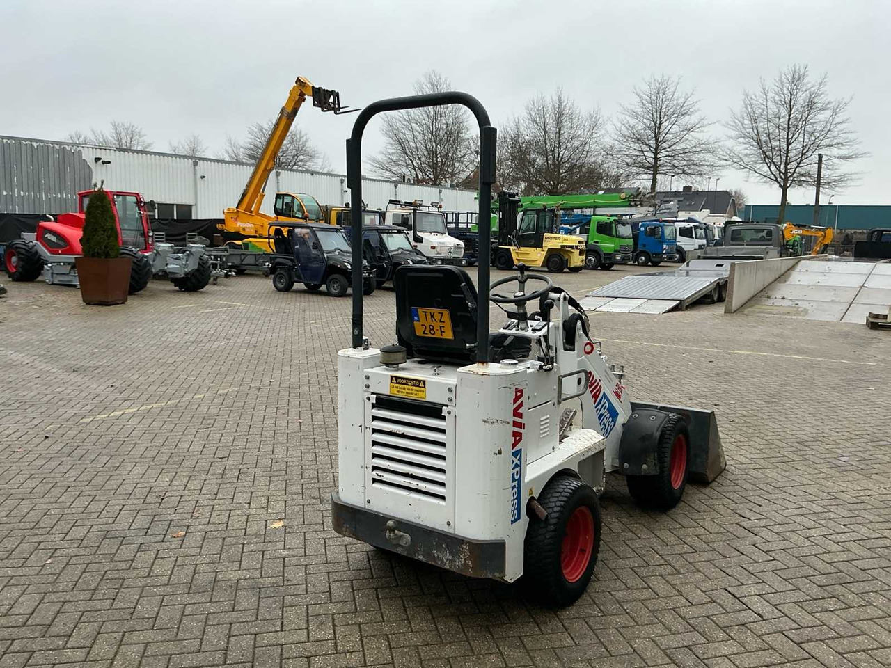 2017 100 KNIKMOPS - 轮式装载机:图5 2017 100 KNIKMOPS - 轮式装载机:图5