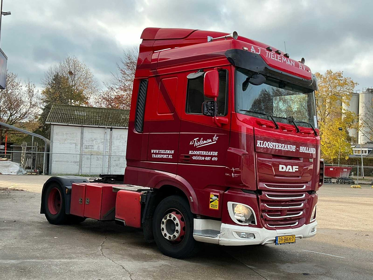 2017 DAF XF480FT SEMI-TRAILER TRACTOR - 卡车:图4 2017 DAF XF480FT SEMI-TRAILER TRACTOR - 卡车:图4