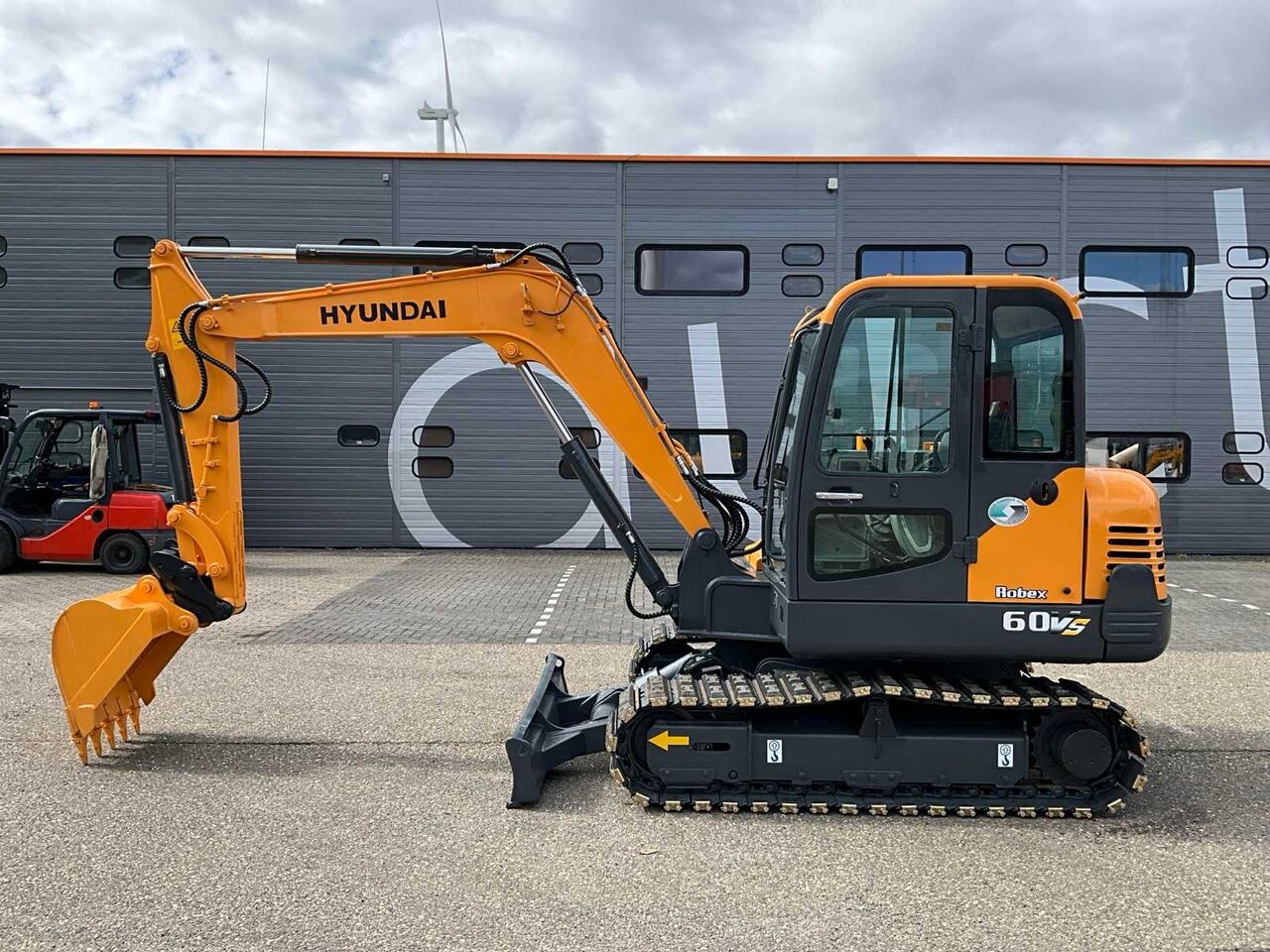 2017 HYUNDAI ROBEX R60VS MIDI EXCAVATOR - 挖掘机:图2 2017 HYUNDAI ROBEX R60VS MIDI EXCAVATOR - 挖掘机:图2