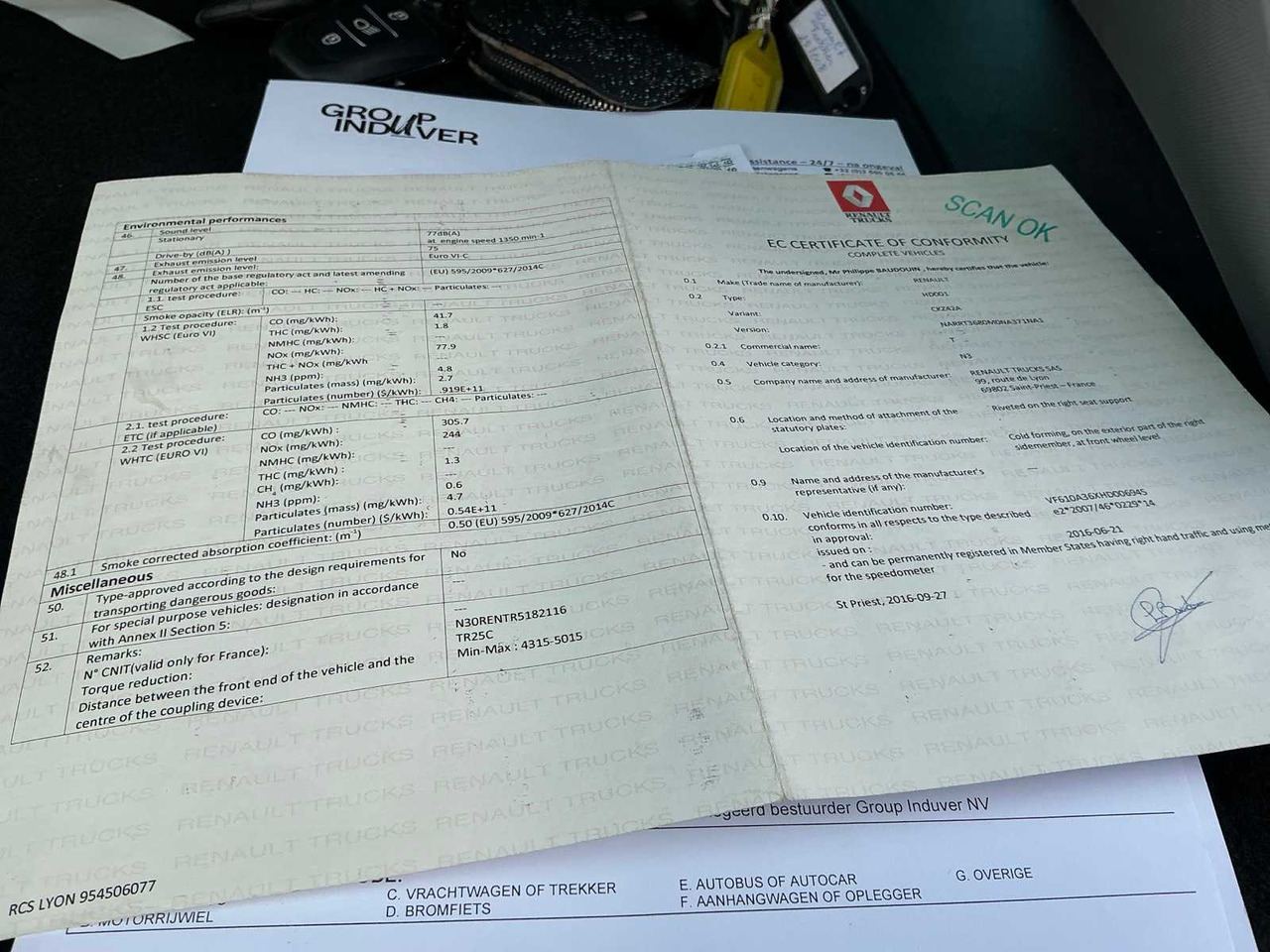 卡车 2017 RENAULT T480 COMFORT THD001 HIGH EDITION TRACTOR RENAULT T480 COMFORT:图32 卡车 2017 RENAULT T480 COMFORT THD001 HIGH EDITION TRACTOR RENAULT T480 COMFORT:图32