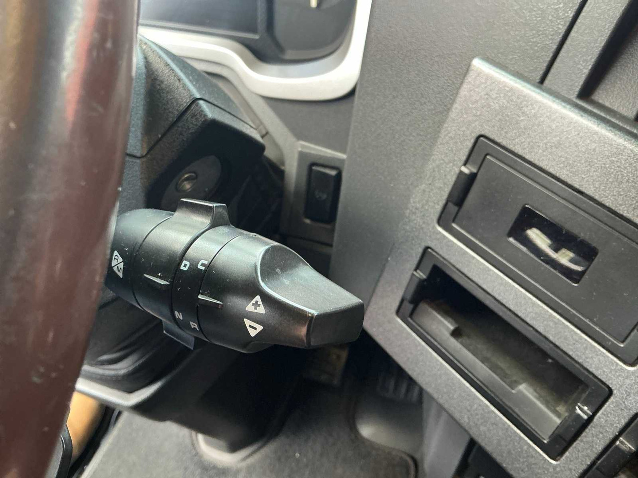 卡车 2017 RENAULT T480 COMFORT THD001 HIGH EDITION TRACTOR RENAULT T480 COMFORT:图28 卡车 2017 RENAULT T480 COMFORT THD001 HIGH EDITION TRACTOR RENAULT T480 COMFORT:图28