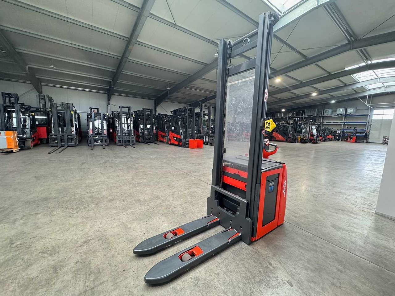 2018 SERVICE +UVV 09/2026 LINDE L14 LITHIUM LI-ION 1,400KG PALLET TRUCK ANT 2,765 HOURS - 叉车:图3 2018 SERVICE +UVV 09/2026 LINDE L14 LITHIUM LI-ION 1,400KG PALLET TRUCK ANT 2,765 HOURS - 叉车:图3