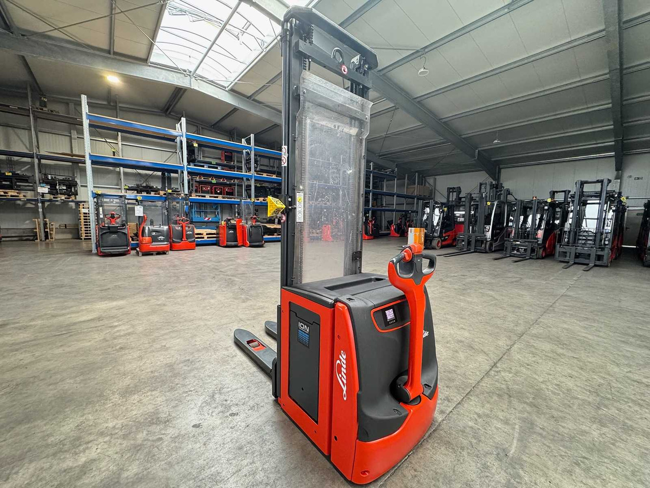 2018 SERVICE +UVV 09/2026 LINDE L14 LITHIUM LI-ION 1,400KG PALLET TRUCK ANT 2,765 HOURS - 叉车:图1 2018 SERVICE +UVV 09/2026 LINDE L14 LITHIUM LI-ION 1,400KG PALLET TRUCK ANT 2,765 HOURS - 叉车:图1