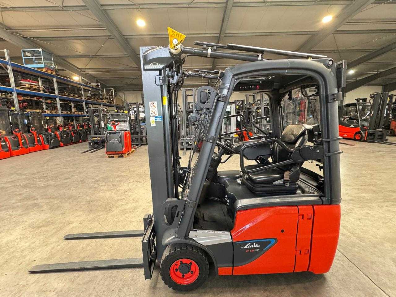 2018 SERVICE+UVV 10/2026 LINDE E14 EVO 1.400KG LITHIUM LI-ION ELECTRIC FORKLIFT - 叉车:图2 2018 SERVICE+UVV 10/2026 LINDE E14 EVO 1.400KG LITHIUM LI-ION ELECTRIC FORKLIFT - 叉车:图2