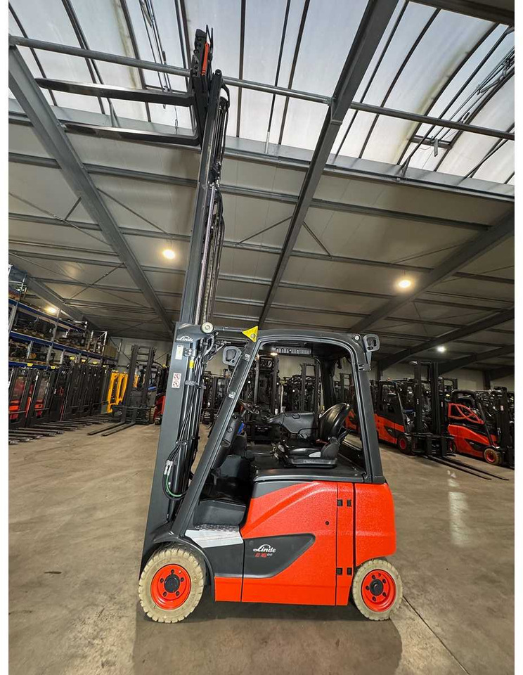 2018 SERVICE + UVV 11/2026 LINDE E16PH EVO TRIPLEX 3RD + 4TH VALVE 152CM FORK ADJUSTER ELECTRIC FORKLIFT 3,934 HOURS - 叉车:图4 2018 SERVICE + UVV 11/2026 LINDE E16PH EVO TRIPLEX 3RD + 4TH VALVE 152CM FORK ADJUSTER ELECTRIC FORKLIFT 3,934 HOURS - 叉车:图4