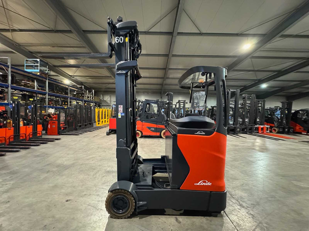 2018 SERVICE + UVV 12/2026 LINDE R14G TRIPLEX 696CM ELECTRIC FORKLIFT OFF-ROAD REACH TRUCK - 叉车:图2 2018 SERVICE + UVV 12/2026 LINDE R14G TRIPLEX 696CM ELECTRIC FORKLIFT OFF-ROAD REACH TRUCK - 叉车:图2