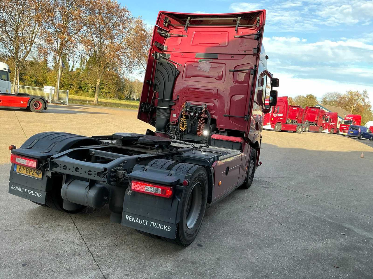 2020 RENAULT T SEMI-TRAILER TRACTOR - 卡车:图5 2020 RENAULT T SEMI-TRAILER TRACTOR - 卡车:图5