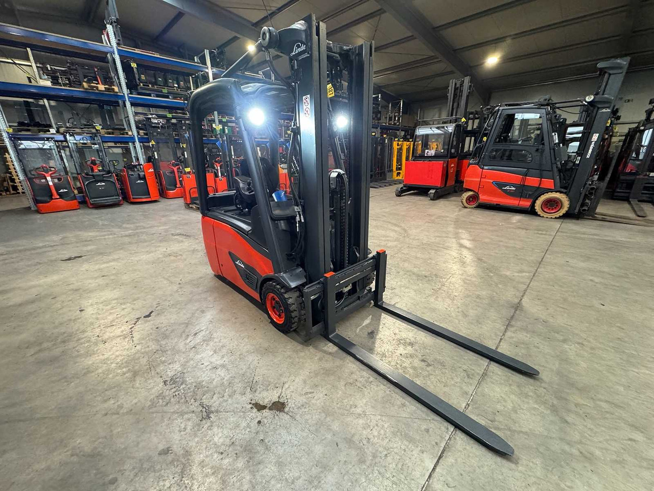 2020 SERVICE+UVV 12/2026 LINDE E16 EVO 1,600KG TRIPLEX ELECTRIC FORKLIFT 13,069 HOURS - 叉车:图5 2020 SERVICE+UVV 12/2026 LINDE E16 EVO 1,600KG TRIPLEX ELECTRIC FORKLIFT 13,069 HOURS - 叉车:图5