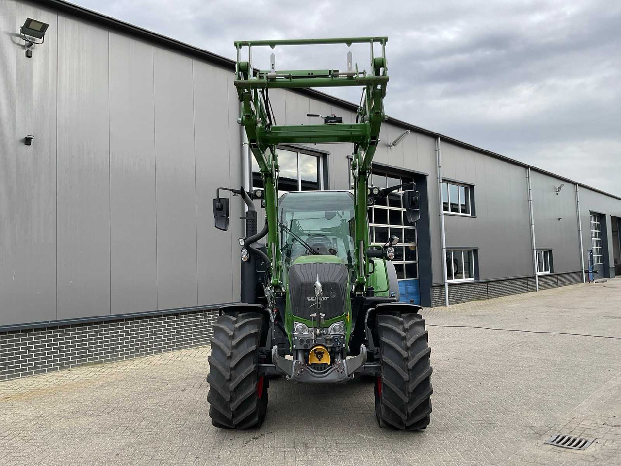 2021 FENDT 314 VARIO PROFI ALL-WHEEL DRIVE AGRICULTURAL TRACTOR - 拖拉机:图4 2021 FENDT 314 VARIO PROFI ALL-WHEEL DRIVE AGRICULTURAL TRACTOR - 拖拉机:图4