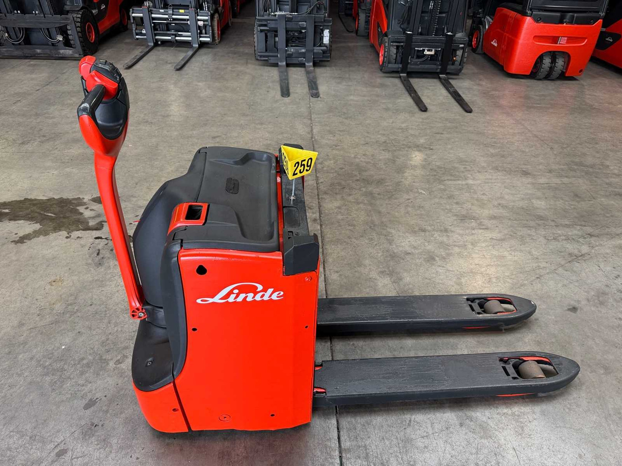 2021 LINDE T16L PALLET TRUCK ANT STACKER INITIAL STROKE 1,675 HOURS - 叉车:图5 2021 LINDE T16L PALLET TRUCK ANT STACKER INITIAL STROKE 1,675 HOURS - 叉车:图5