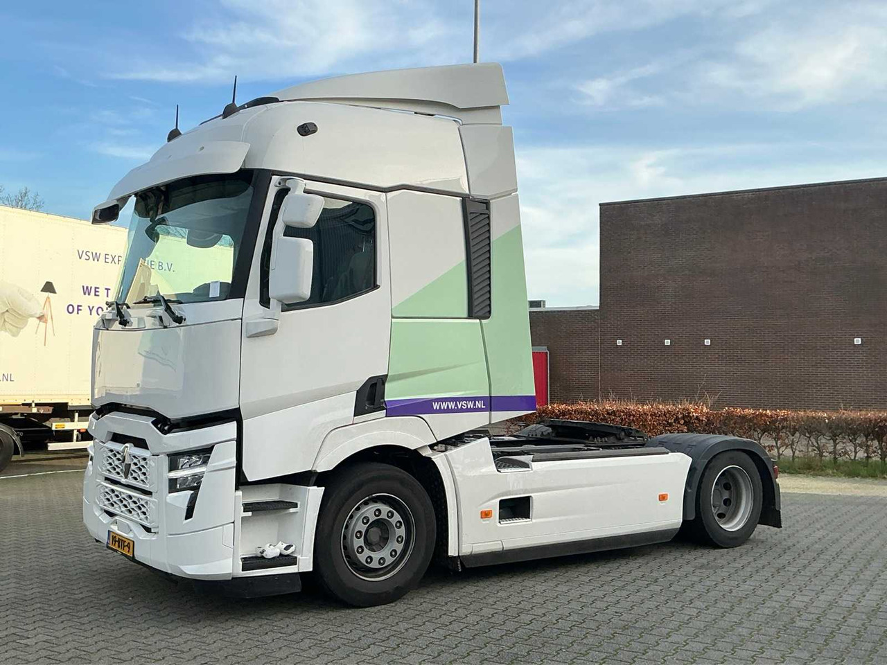2022 RENAULT T 330KW SEMI-TRAILER TRACTOR - 卡车:图2 2022 RENAULT T 330KW SEMI-TRAILER TRACTOR - 卡车:图2