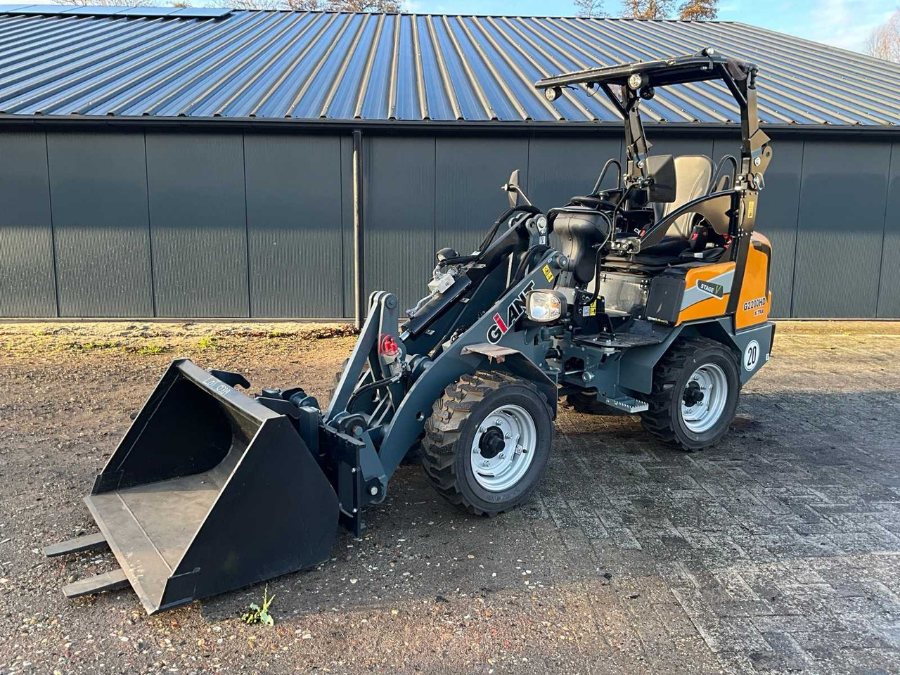 2023 GIANT G2200 X-TRA HD SHOVEL - 轮式装载机:图3 2023 GIANT G2200 X-TRA HD SHOVEL - 轮式装载机:图3