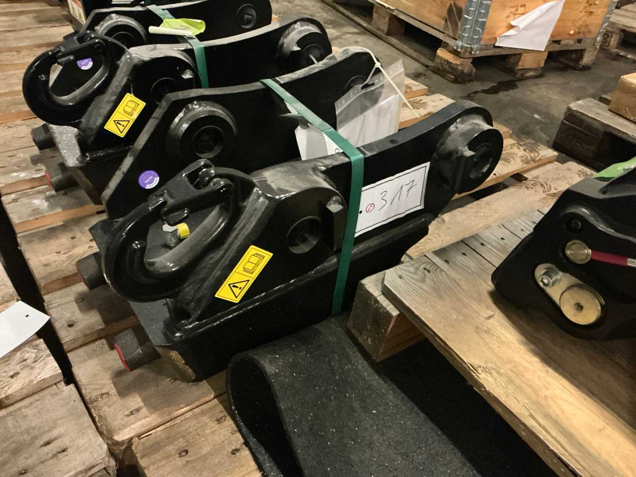 2023 YANMAR HCSW08 QUICK COUPLER, HYDR. - 轮式装载机:图1 2023 YANMAR HCSW08 QUICK COUPLER, HYDR. - 轮式装载机:图1