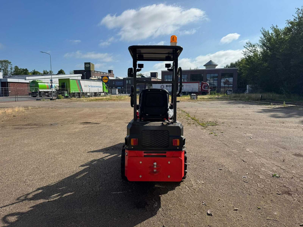 2024 STAHLWORKS R906 SHOVEL - 轮式装载机:图4 2024 STAHLWORKS R906 SHOVEL - 轮式装载机:图4