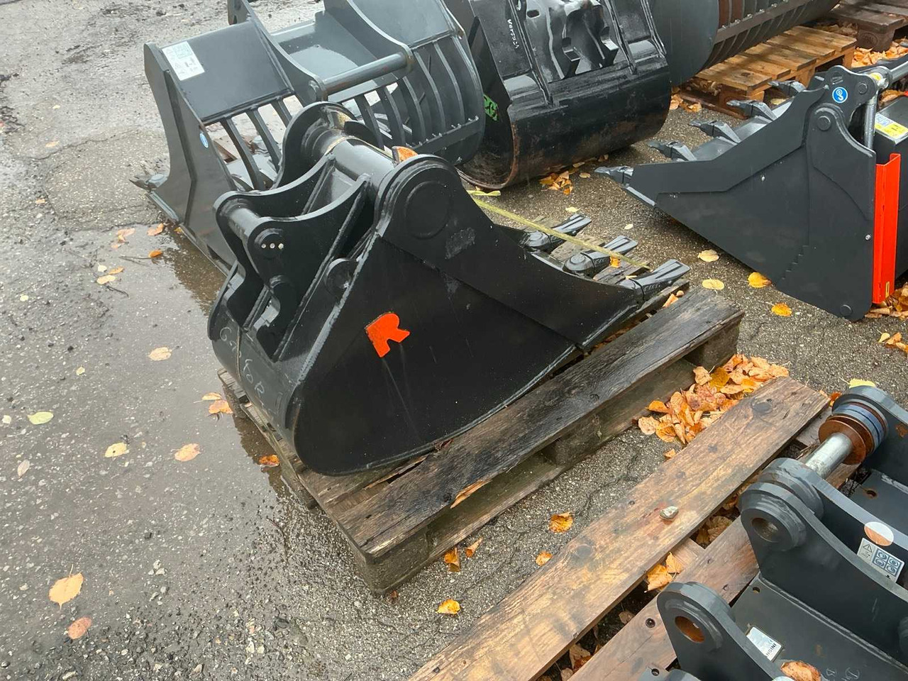 ACB - 2016 - LOW SPOON 450MM - 160L - 轮式装载机:图3 ACB - 2016 - LOW SPOON 450MM - 160L - 轮式装载机:图3