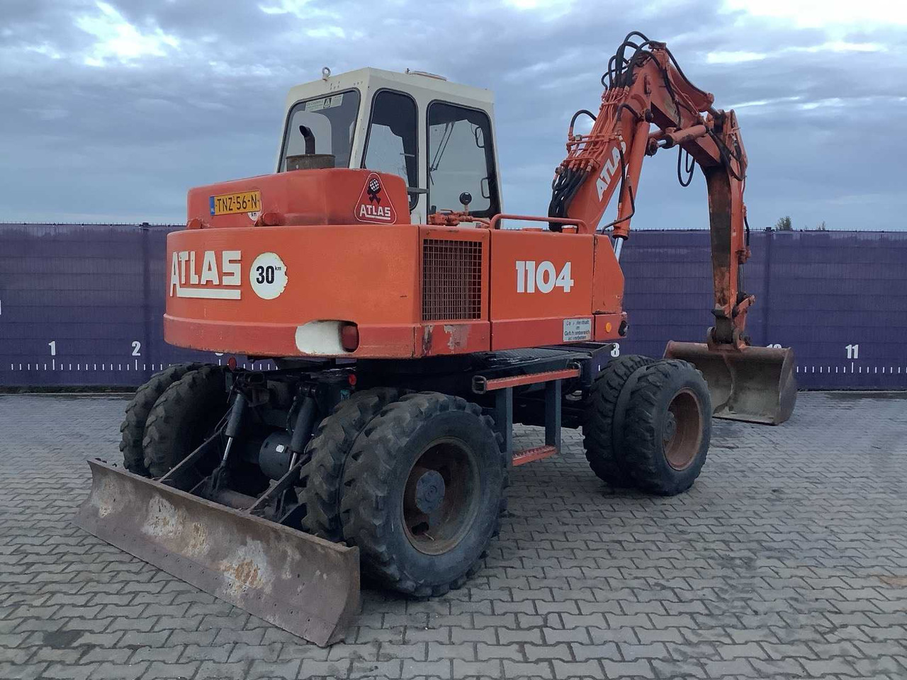ATLAS - 1104 - WHEELED EXCAVATOR - 轮式挖掘机:图4 ATLAS - 1104 - WHEELED EXCAVATOR - 轮式挖掘机:图4