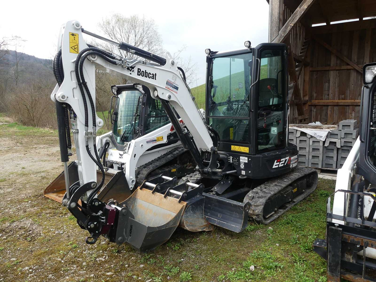 BOBCAT E27Z - 小型挖掘机:图4 BOBCAT E27Z - 小型挖掘机:图4